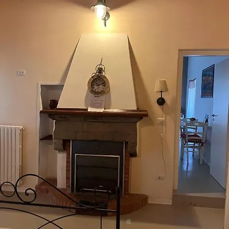 L'antico Gelso B&B 비기아노