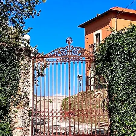 Bed & Breakfast L'antico Gelso Viggiano